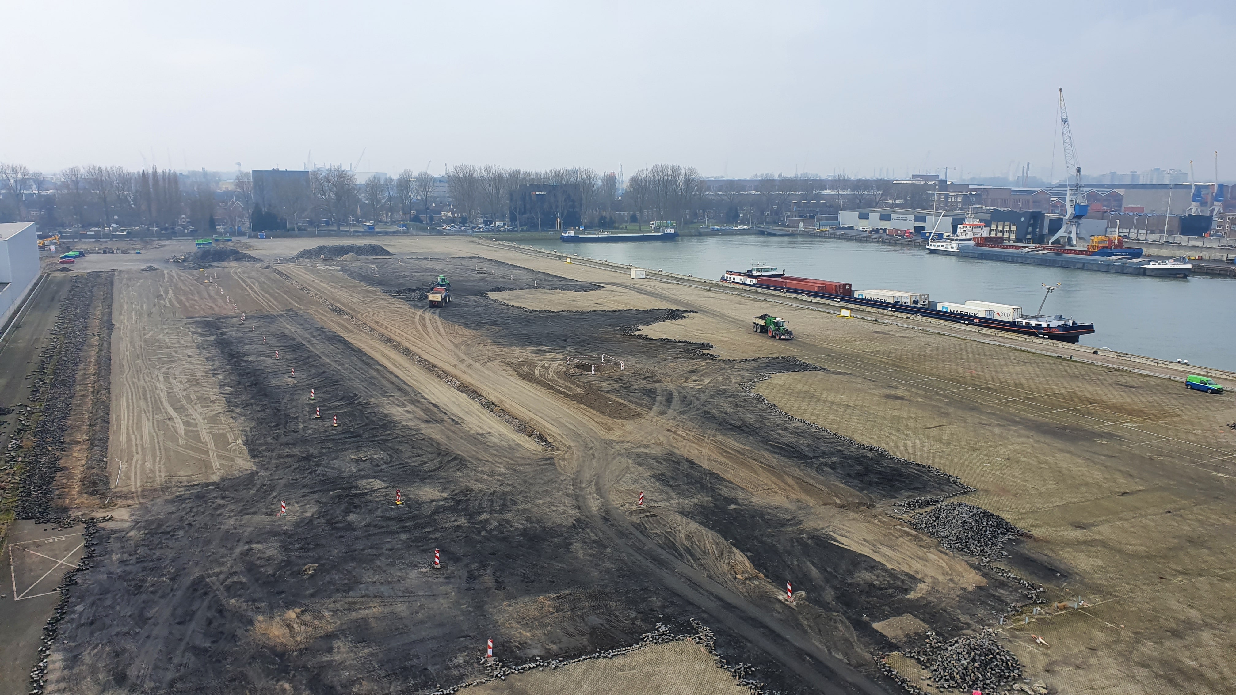 Warehouse haventerrein Rotterdam