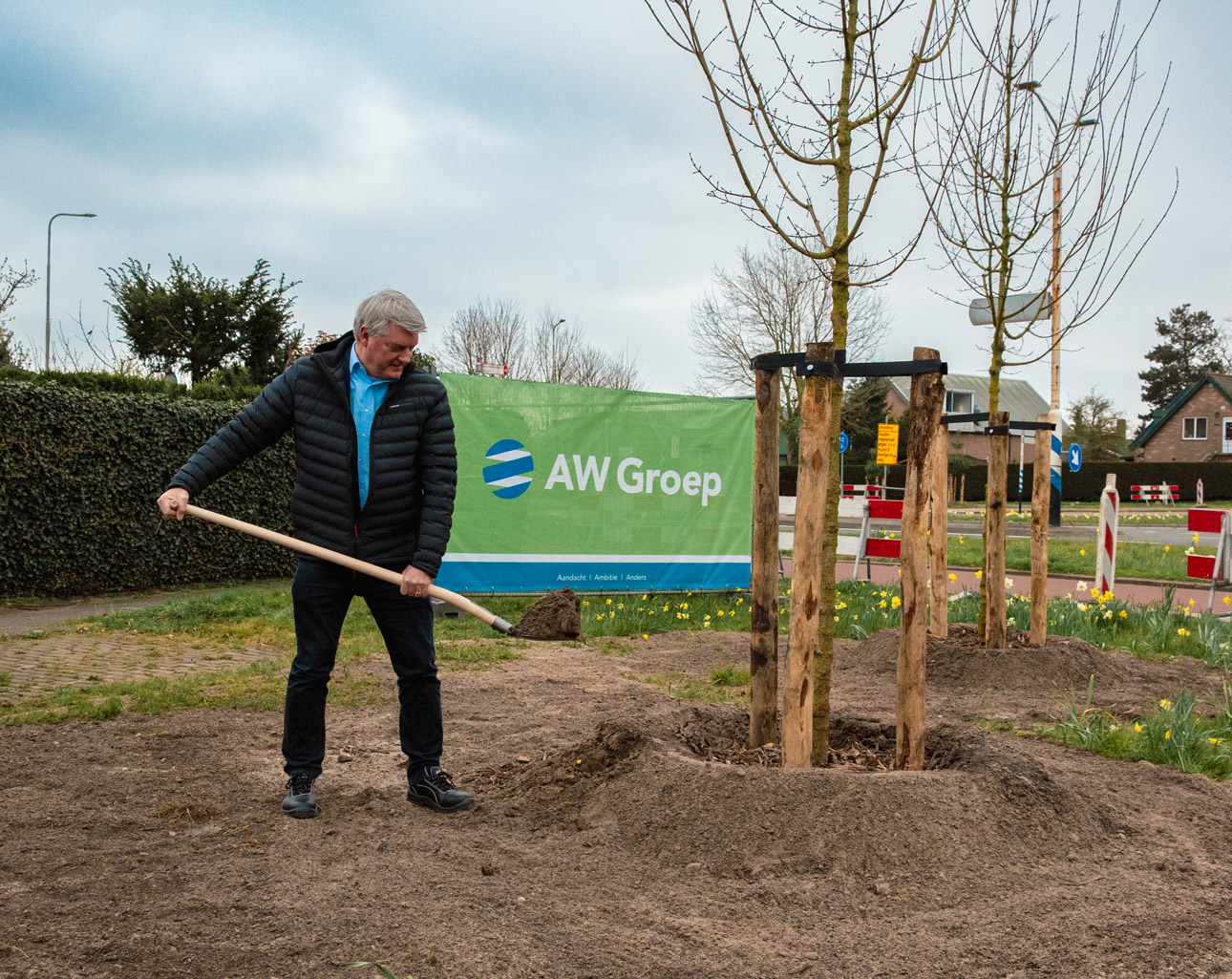 Ingraven van de boom.